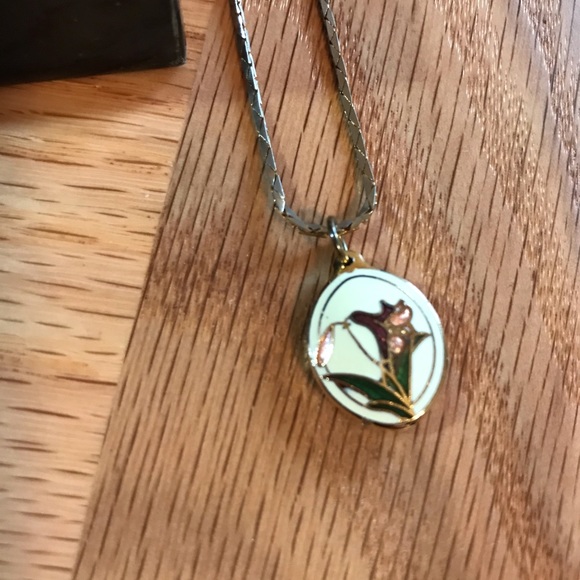 Vintage Cloisonné pierced earring and necklace set - Picture 3 of 5